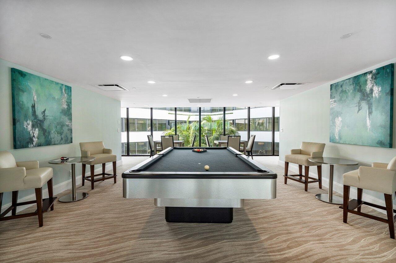 PALM BEACH HAMPTON CONDO - Residential