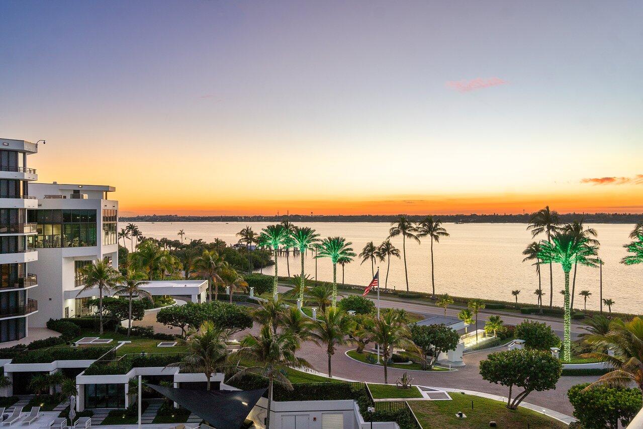 PALM BEACH HAMPTON CONDO - Residential