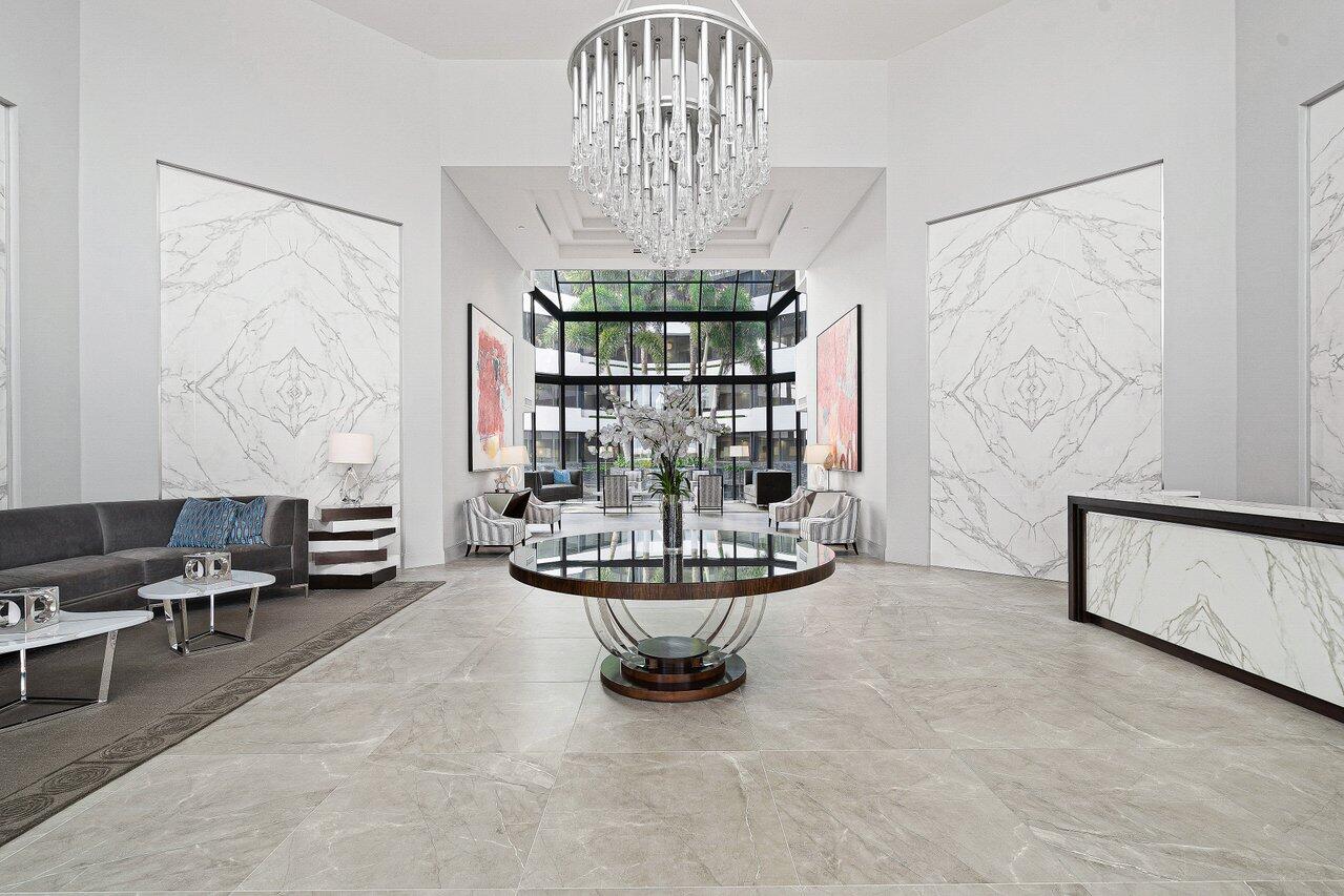 PALM BEACH HAMPTON CONDO - Residential