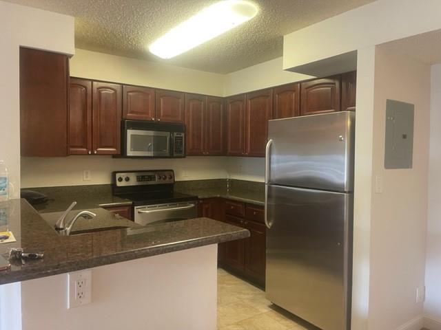 Beautiful and well kept apartment located on the first floor in the city of Tamarac. This 1 bedroom 1 bath unit has a spacious living area with ample storage space. Kitchen has all stainless steel appliances. Well kept Community pool, clubhouse, fitness center and tennis court. Close to parks, shopping centers, Malls and Sawgrass express way. Unit consists of 2 assigned parking spaces and additional guest spaces. Hoa requires every tenant to have a 700 credit score. Apartment available September 1st 2025