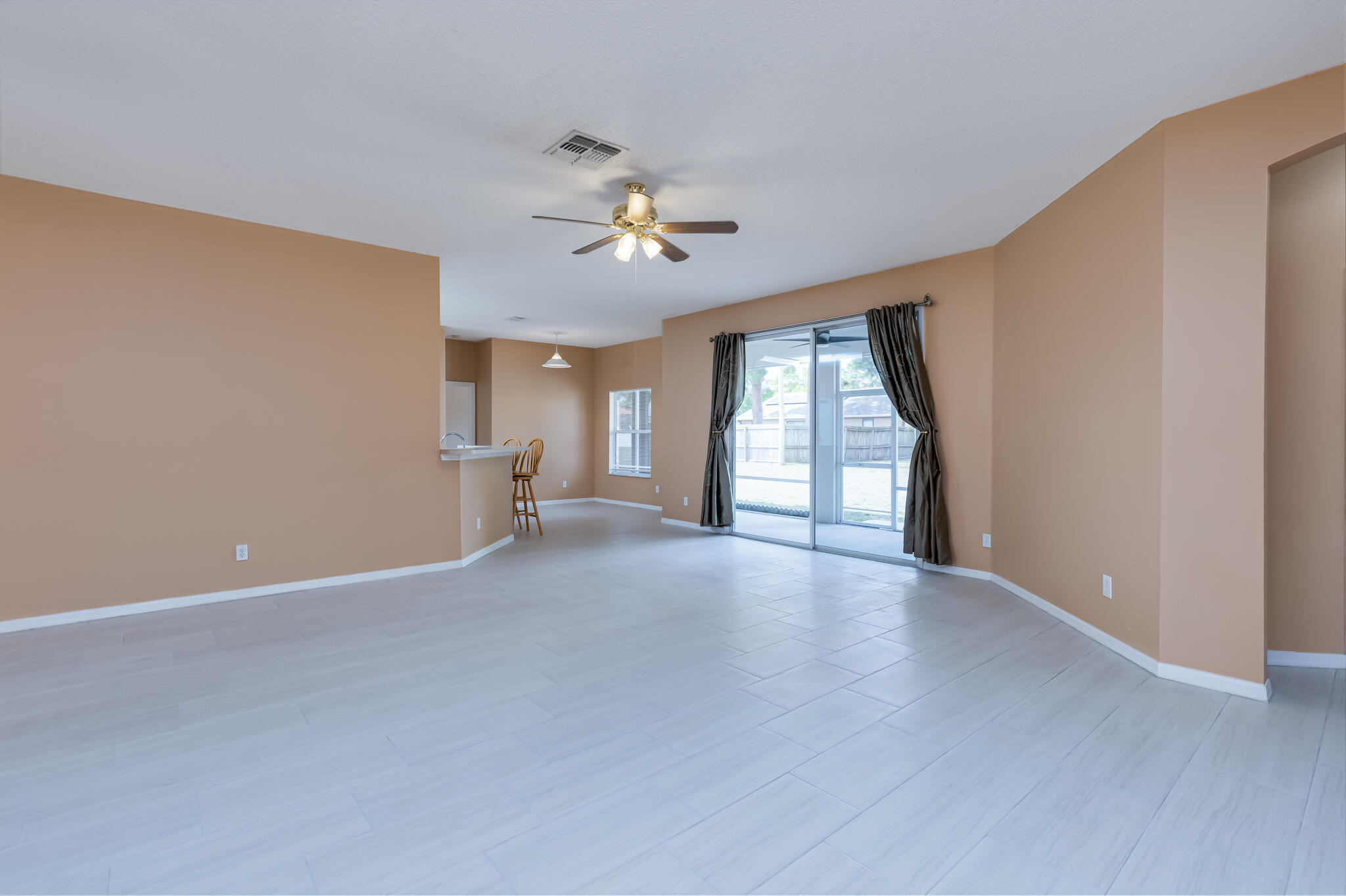 PORT ST LUCIE SECION 8 - Residential