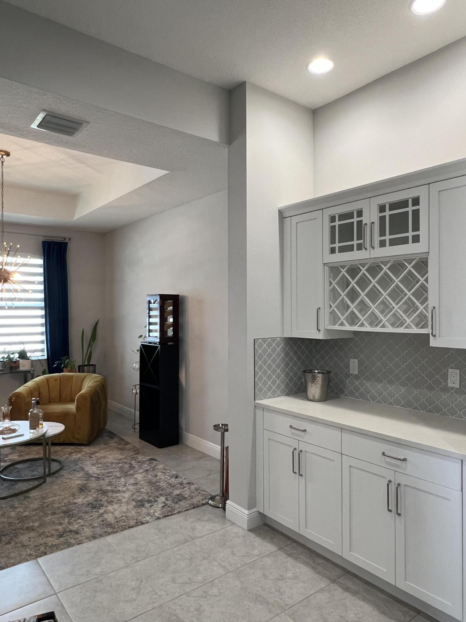 12482 SW Sunrise Lake Terrace