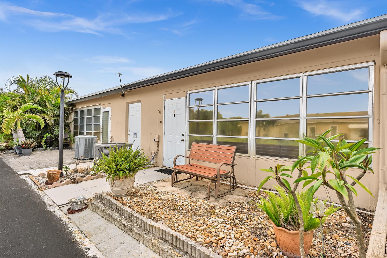 HIGH POINT OF DELRAY SEC 4 - Residential