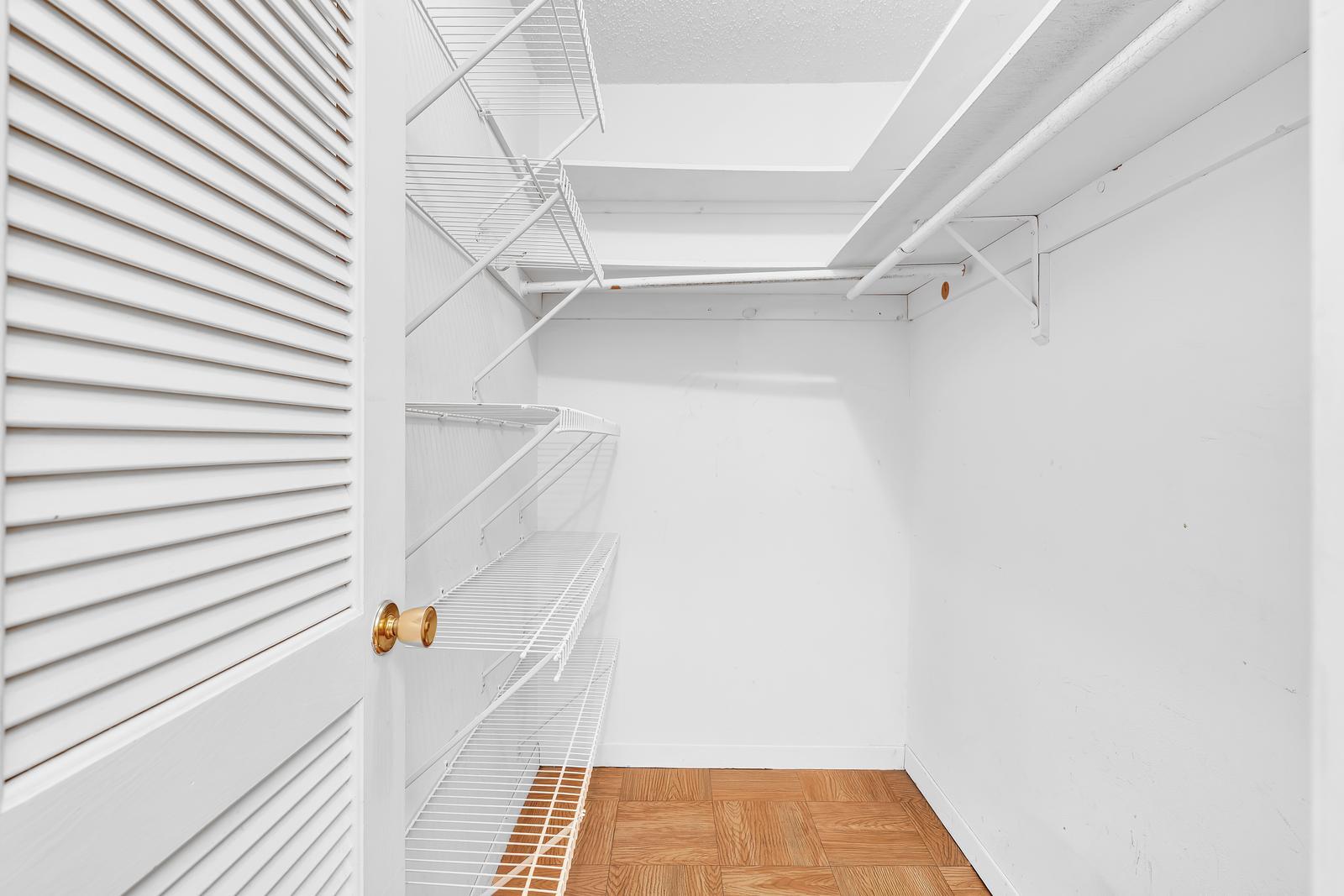 HIGH POINT OF DELRAY SEC 4 - Residential