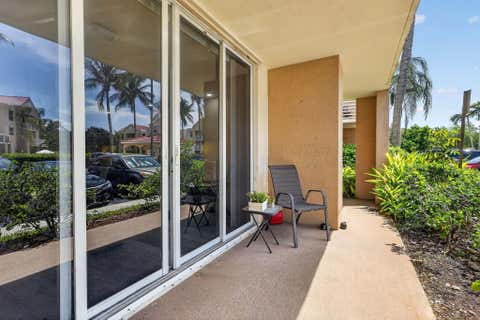 Tiny photo for 2731 Ocean Club Boulevard #102, Hollywood, FL 33019 (MLS # B26050154)