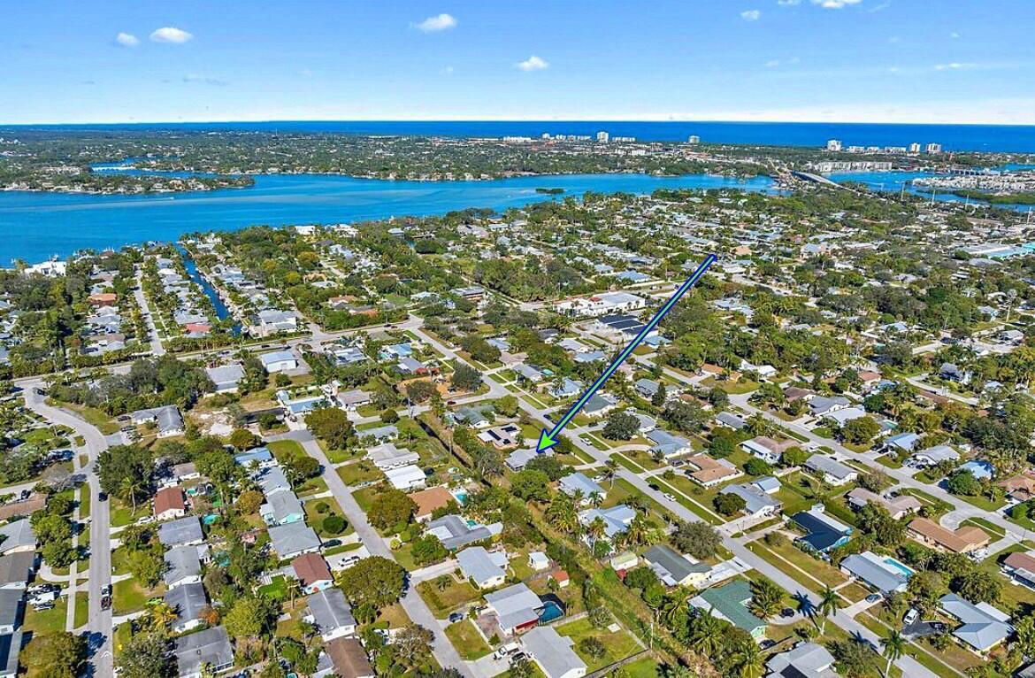 Unfurnished, renovated, and well maintained three bedroom, two bath, CBS home, situated in a non-HOA community in Jupiter, Florida! Live near the beaches and shopping just minutes away. Have the privacy of your own fenced in backyard and entertain all your guests.