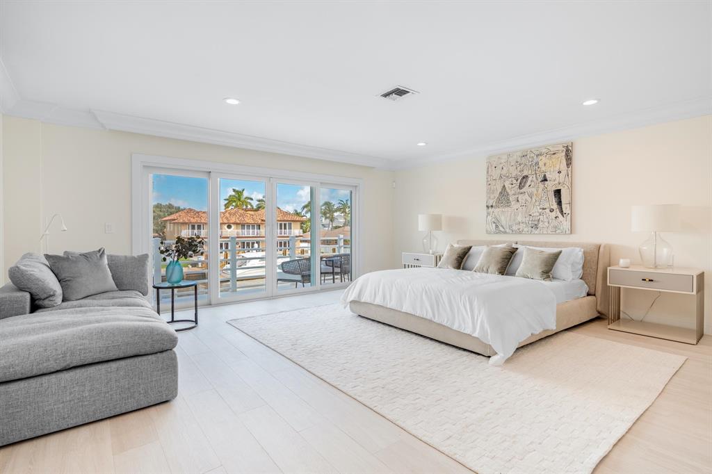 TROPIC ISLE - Residential