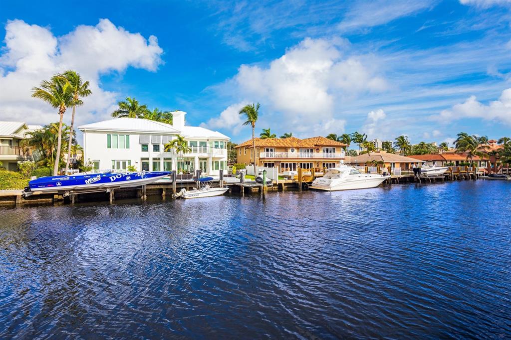 TROPIC ISLE - Residential