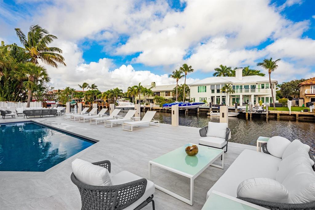 TROPIC ISLE - Residential