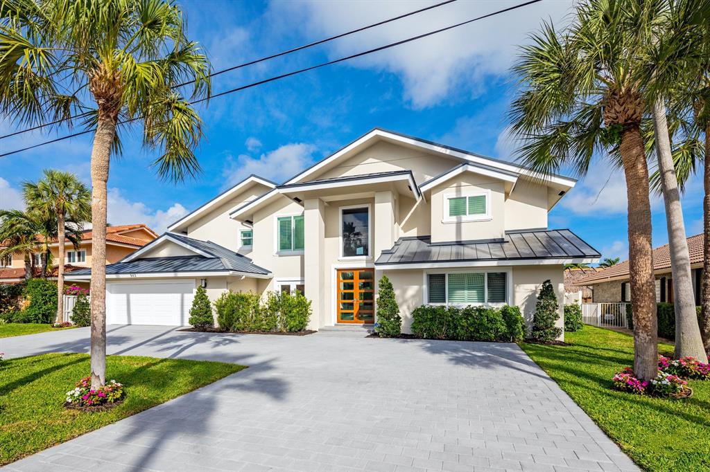 TROPIC ISLE - Residential