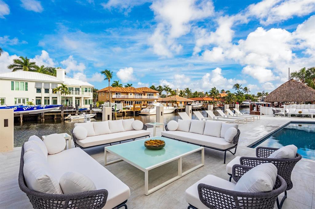 TROPIC ISLE - Residential