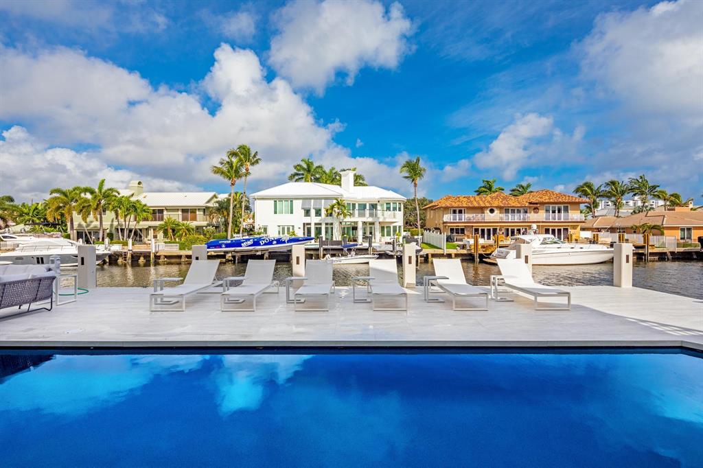 TROPIC ISLE - Residential