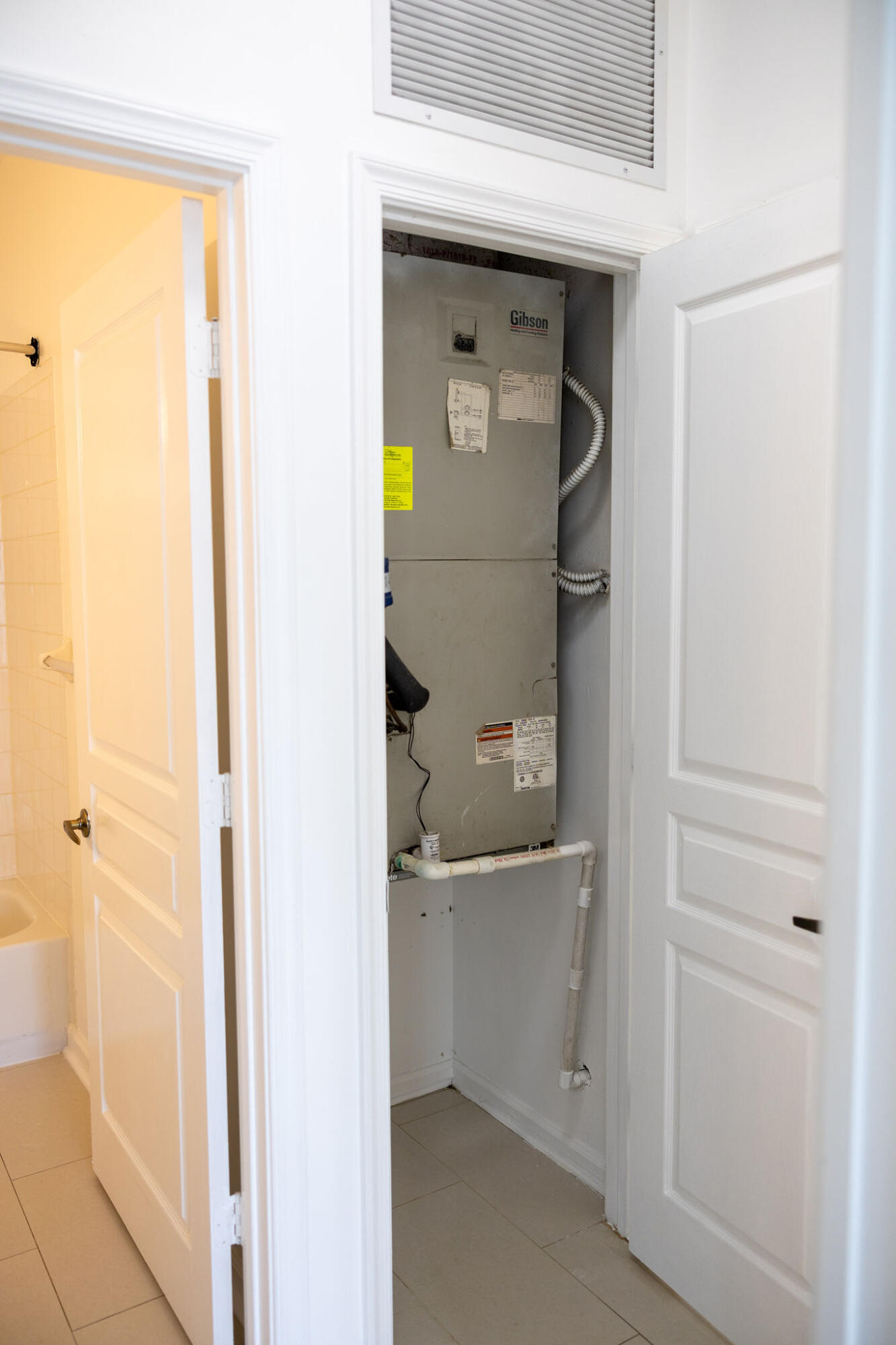 LAND SECTION 8 - Residential