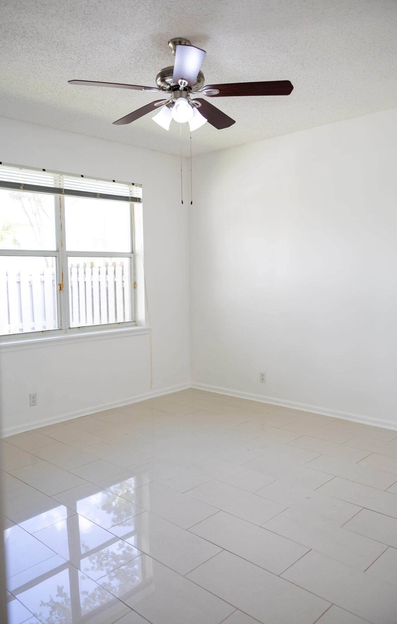 LAND SECTION 8 - Residential