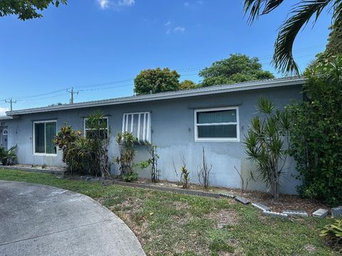 627 W Ilex Drive West Palm Beach FL 33403