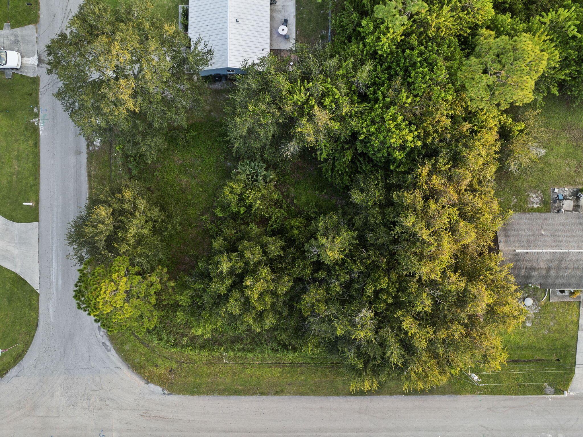 PORT ST LUCIE SECTION 30 - Land