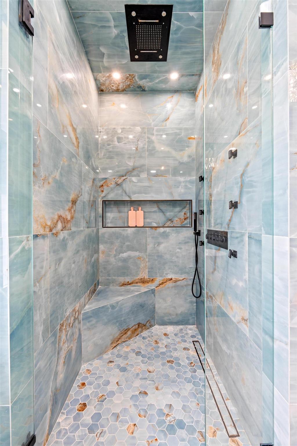 MEADOW WOOD OF THE LANDIN - Residential