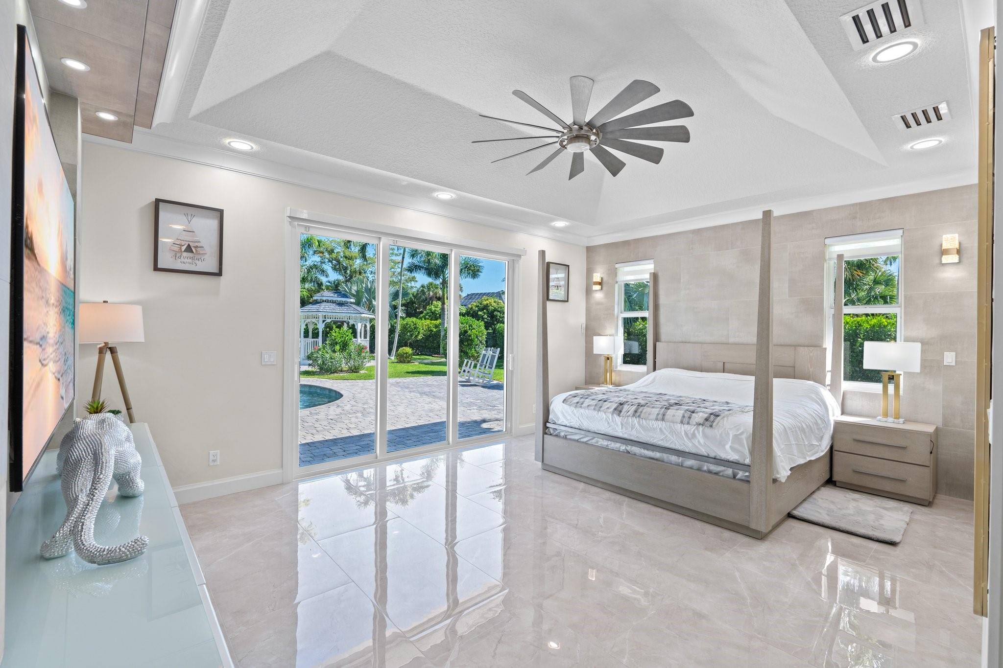 MEADOW WOOD OF THE LANDIN - Residential