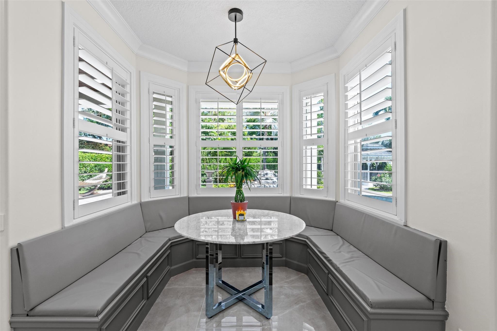 MEADOW WOOD OF THE LANDIN - Residential