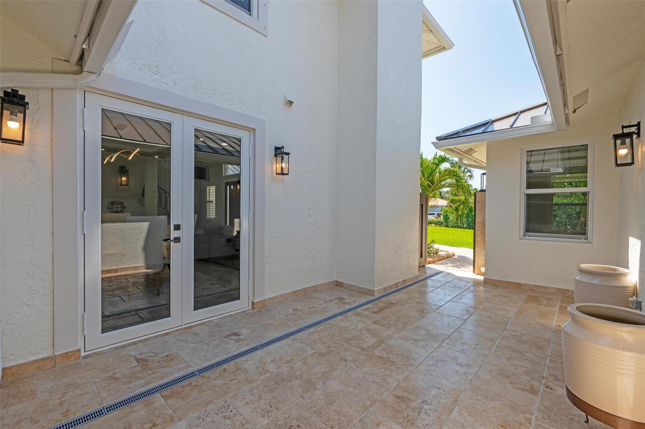 MEADOW WOOD OF THE LANDIN - Residential