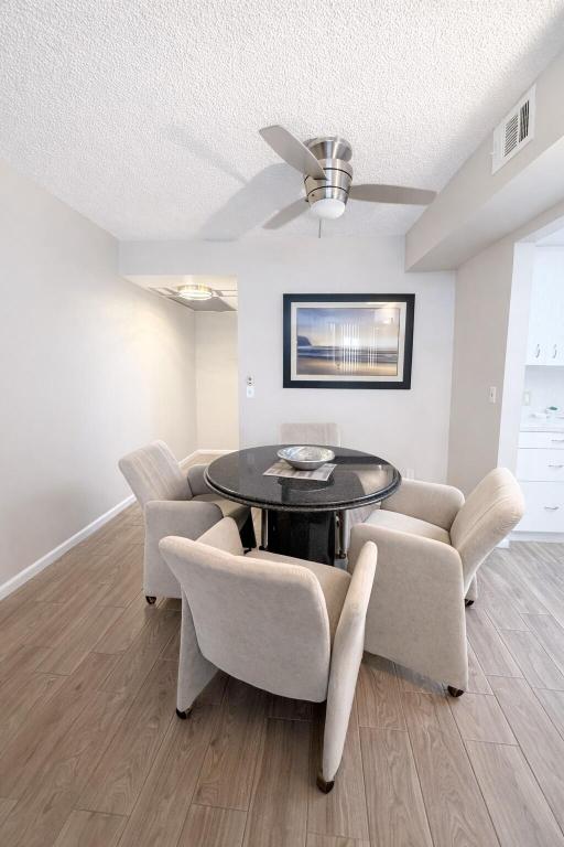 CENTURY VILLAGE CONDO - Residential Lease