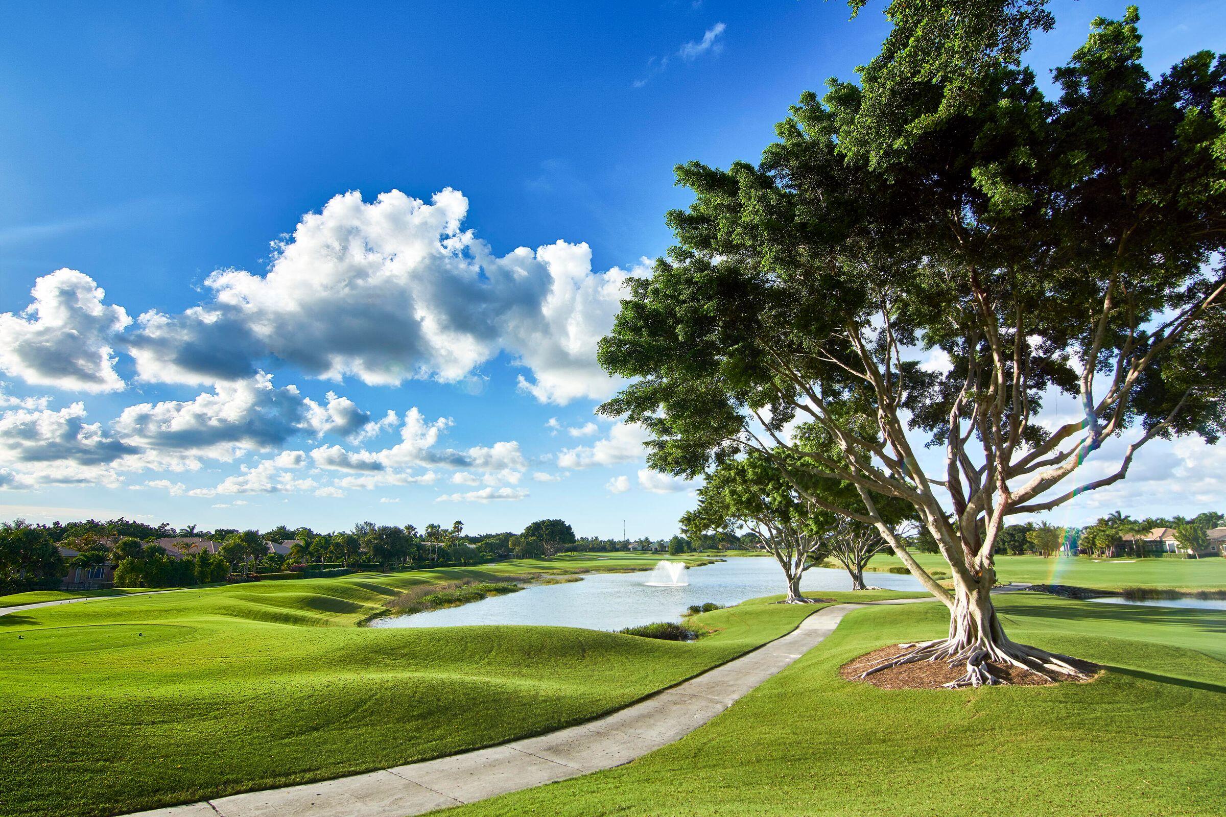 IBIS GOLF AND COUNTRY CLUB - The Grande - Residential