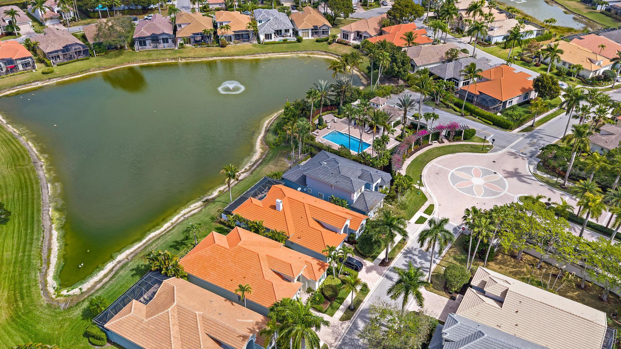 IBIS GOLF AND COUNTRY CLUB - The Grande - Residential