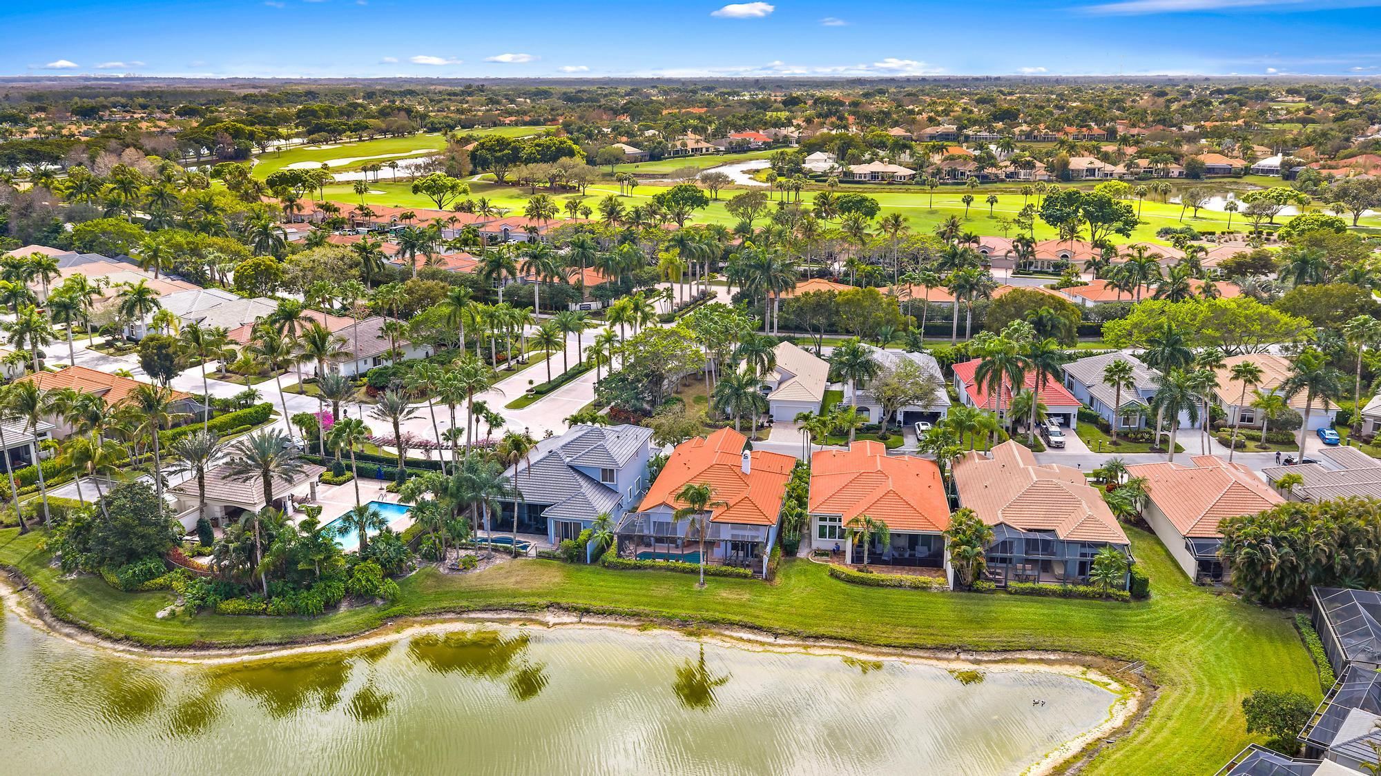 IBIS GOLF AND COUNTRY CLUB - The Grande - Residential