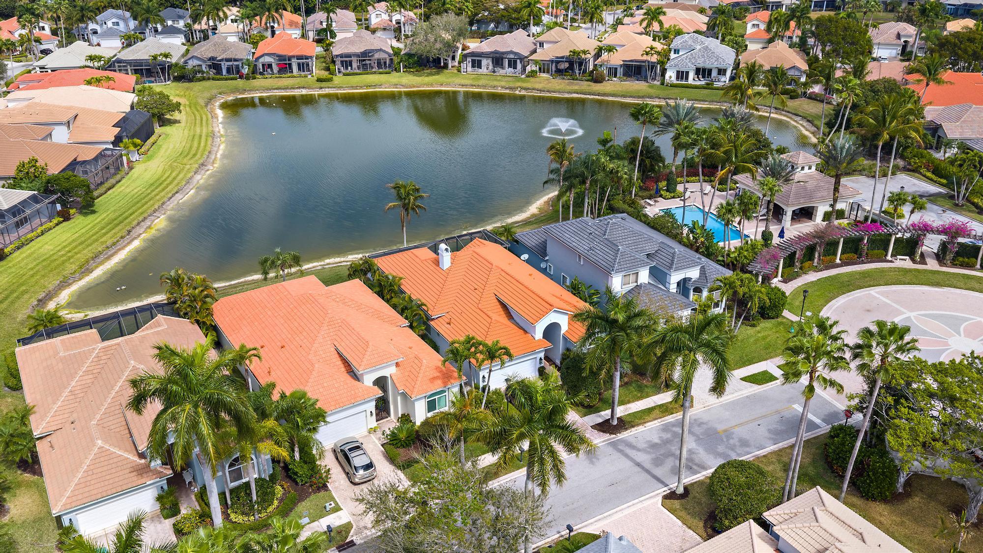 IBIS GOLF AND COUNTRY CLUB - The Grande - Residential