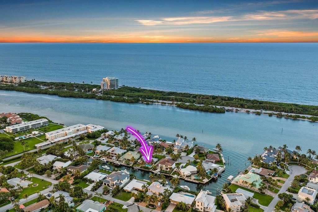 Photo of 19165 Waterway Road, Jupiter, FL 33469 (MLS # R10972121)