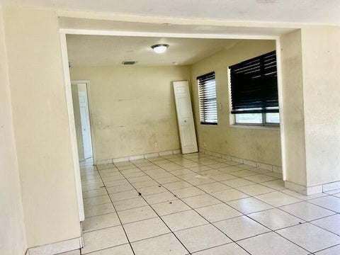 Tiny photo for 1513 NE 27TH Court, Pompano Beach, FL 33064 (MLS # B26079374)