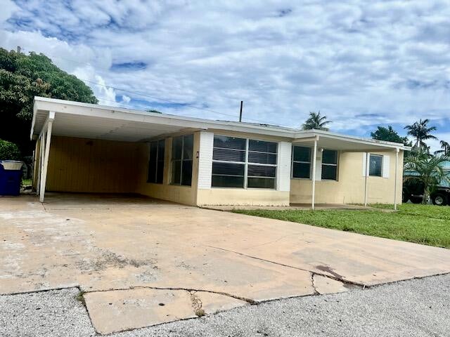 1513 NE 27TH Court