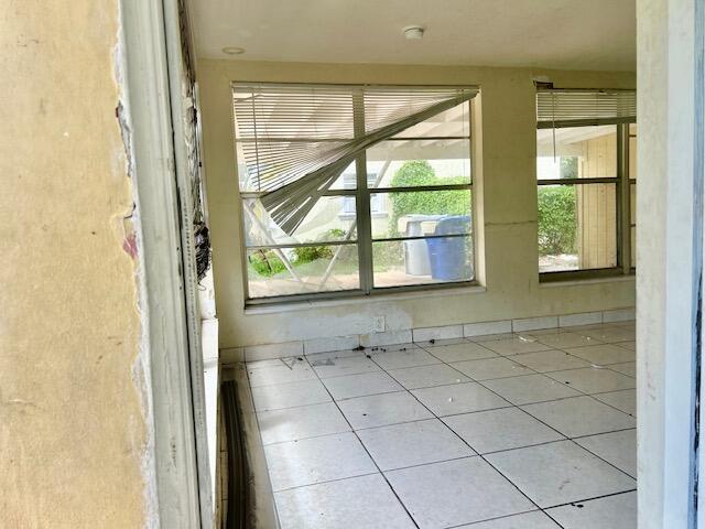 1513 NE 27TH Court