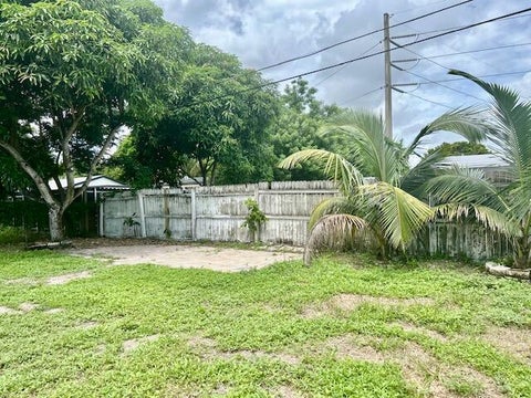 Tiny photo for 1513 NE 27TH Court, Pompano Beach, FL 33064 (MLS # B26079374)
