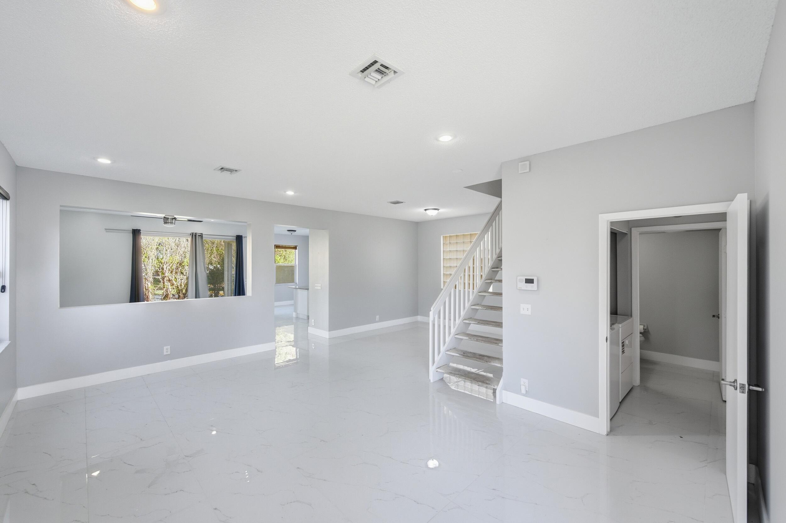 4629 Purdue Drive, Boynton Beach, FL, 33436/$563,000 3 4629 Purdue Drive