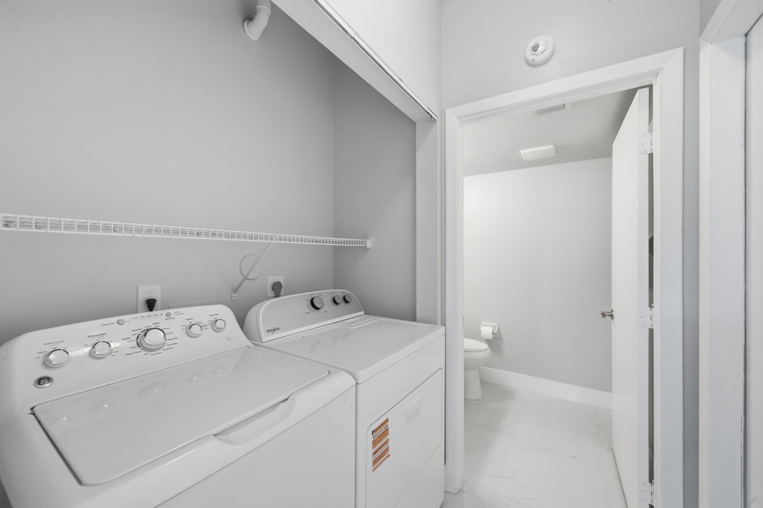 PRINCETON PLACE AT GABLES END - Residential