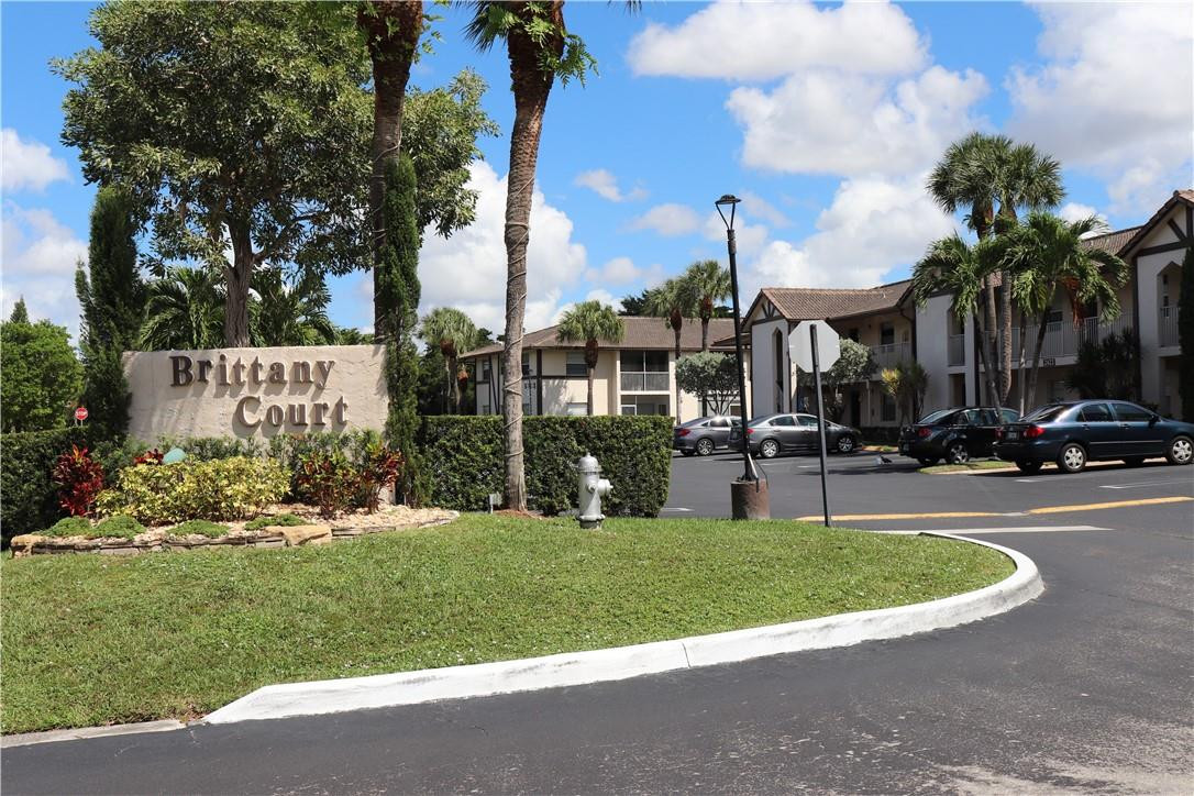 BRITTANY COURT - Residential