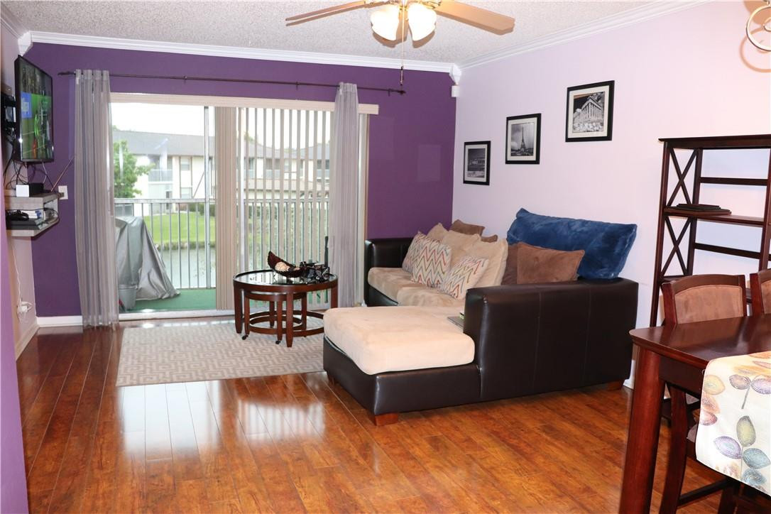 BRITTANY COURT - Residential