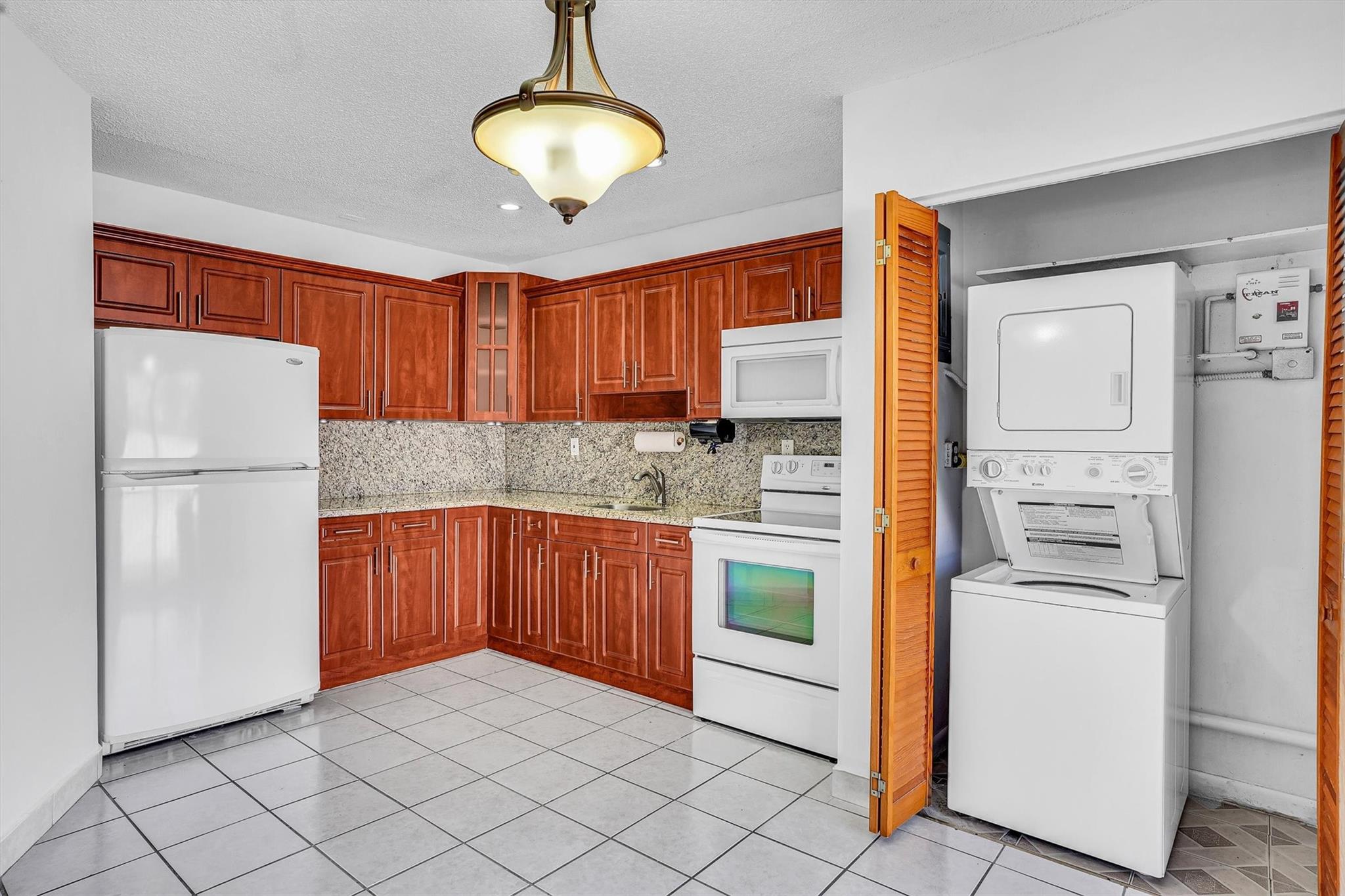 18TH ADDN TO SOUTHERN EST - Residential