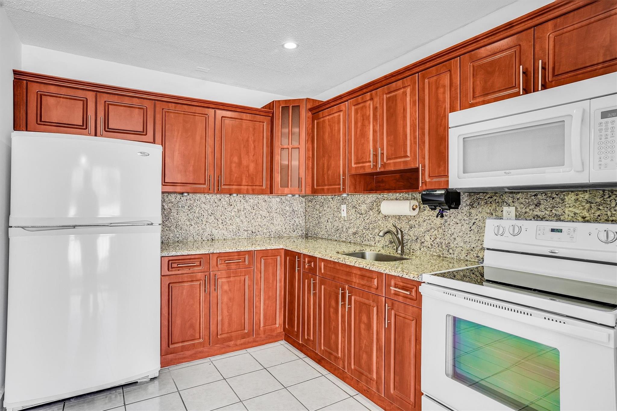 18TH ADDN TO SOUTHERN EST - Residential