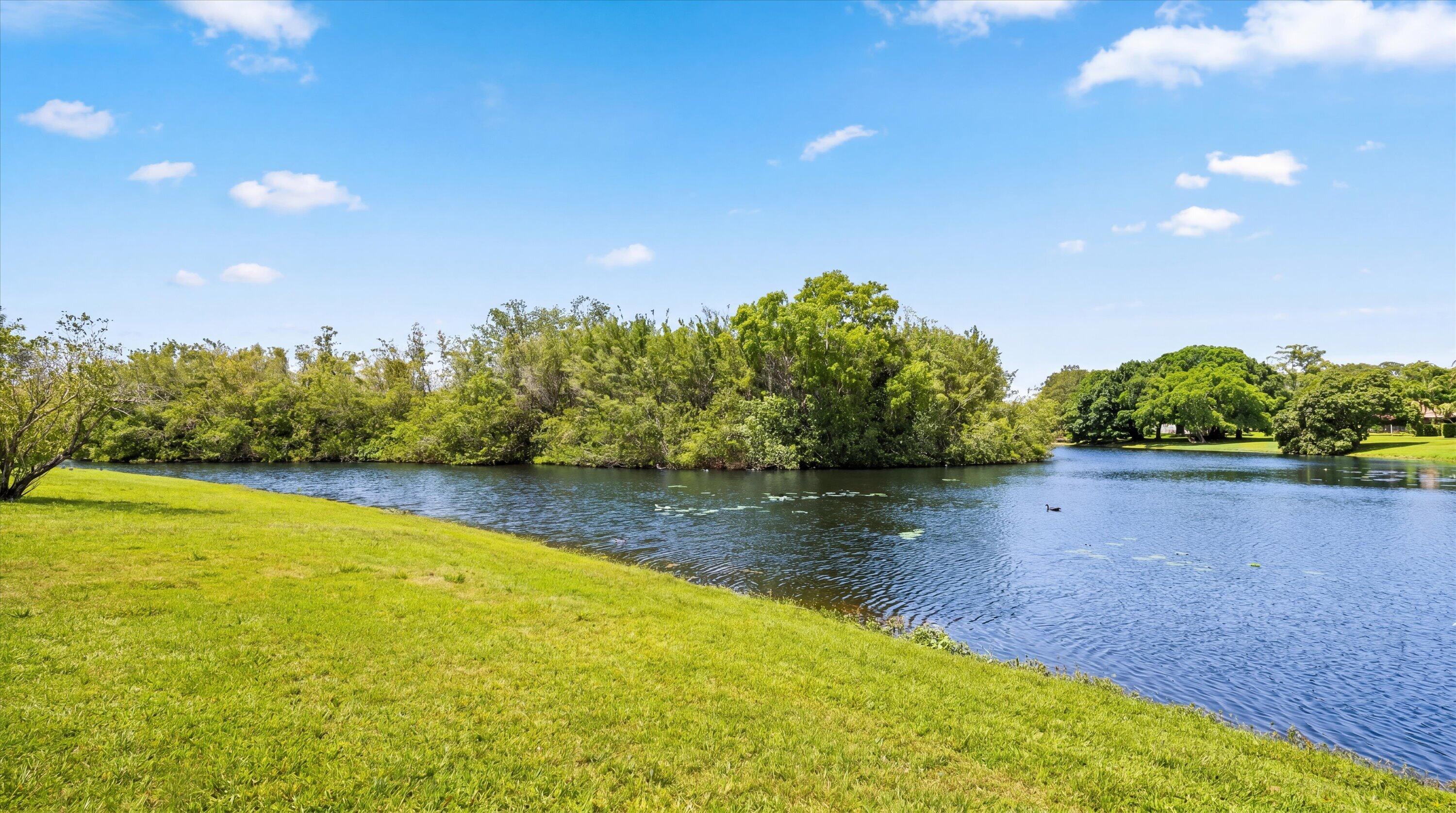 LAKEFIELD OF THE LANDINGS AT WELLINGTON 1 - Residential