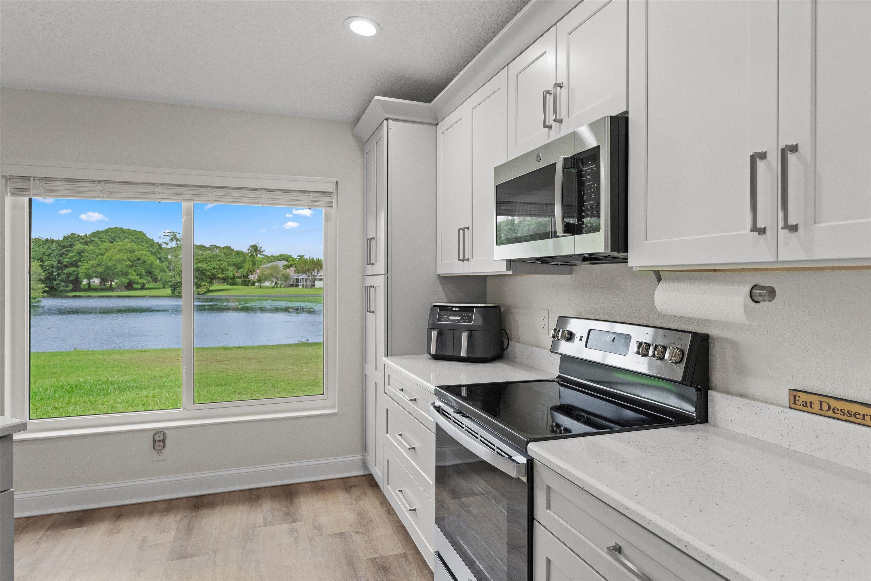 LAKEFIELD OF THE LANDINGS AT WELLINGTON 1 - Residential