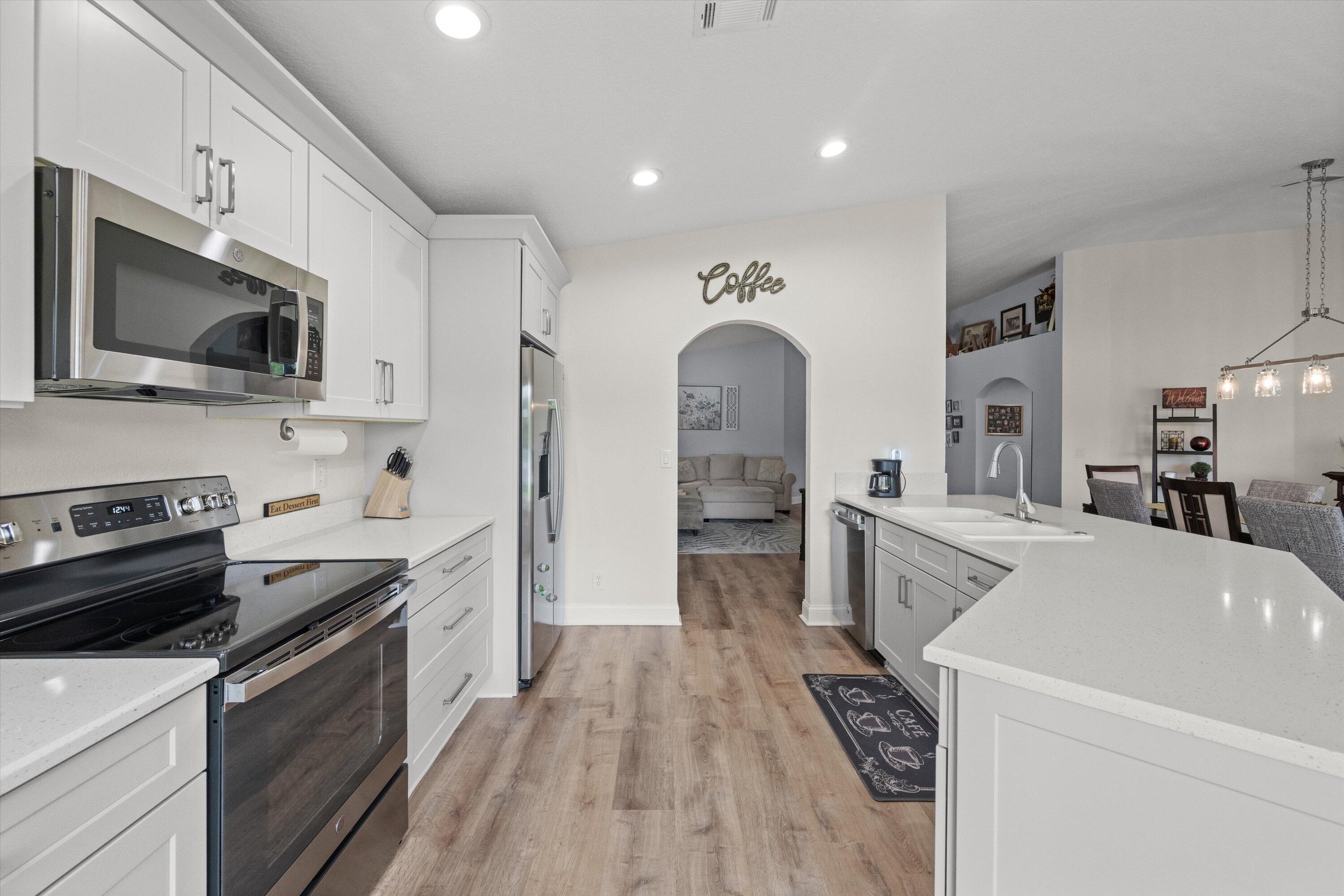 LAKEFIELD OF THE LANDINGS AT WELLINGTON 1 - Residential