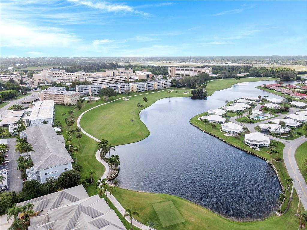 Atlantis Sherbrooke Villa - Residential