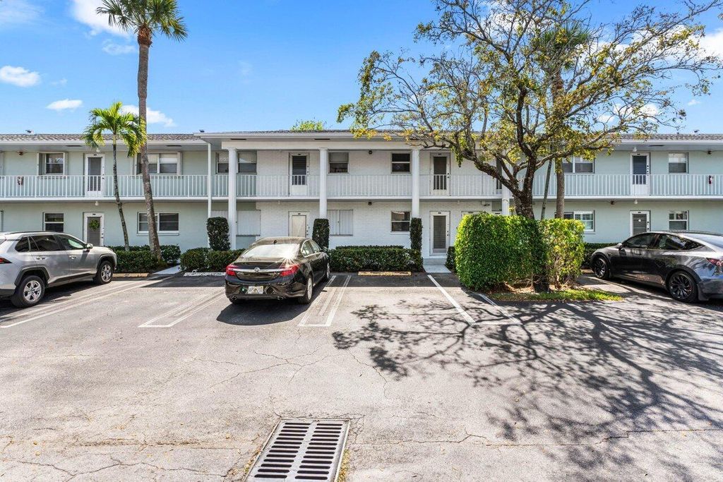 Photo of 2660 SW 22nd Avenue #1210, Delray Beach, FL 33445 (MLS # R11120058)