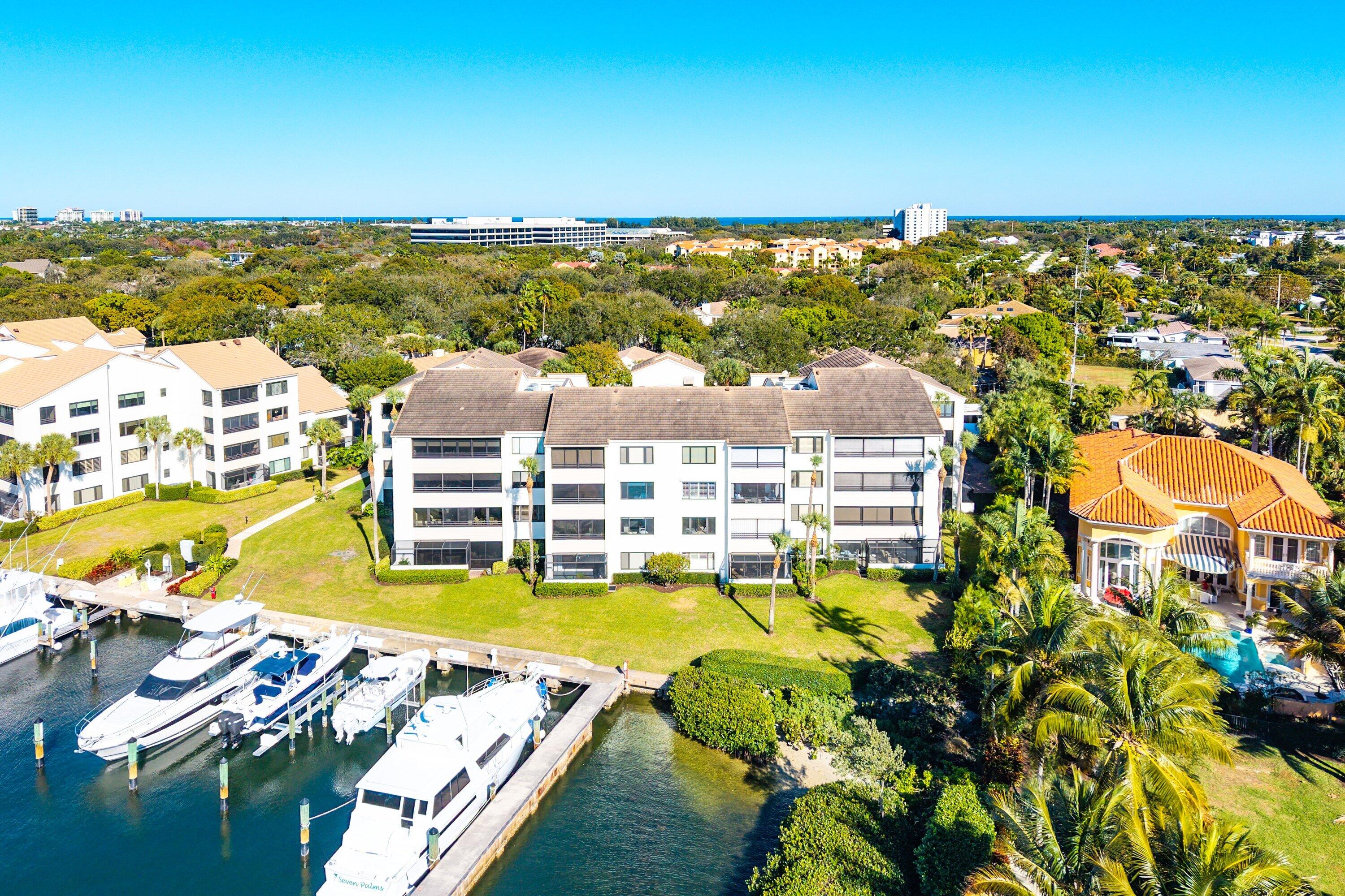 OAK HARBOUR CONDOS - Residential