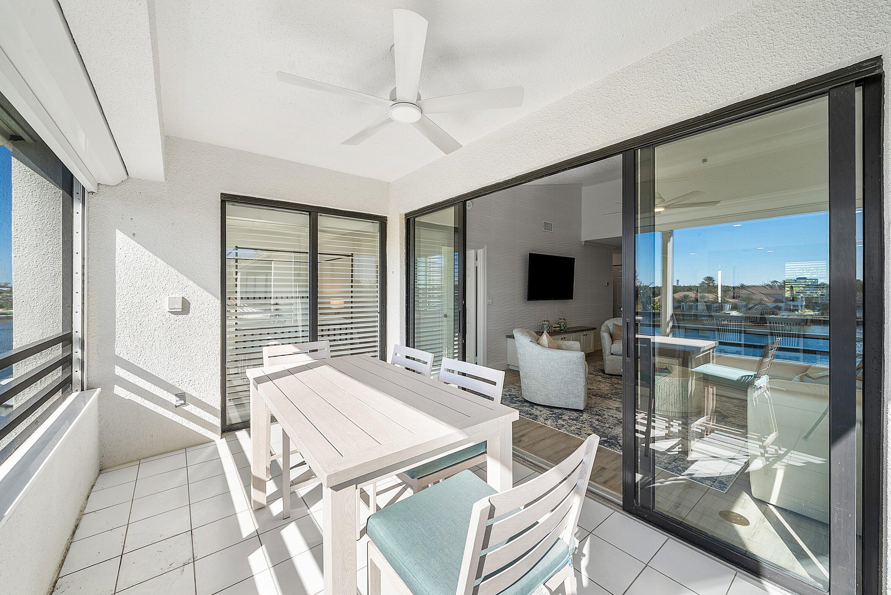 OAK HARBOUR CONDOS - Residential