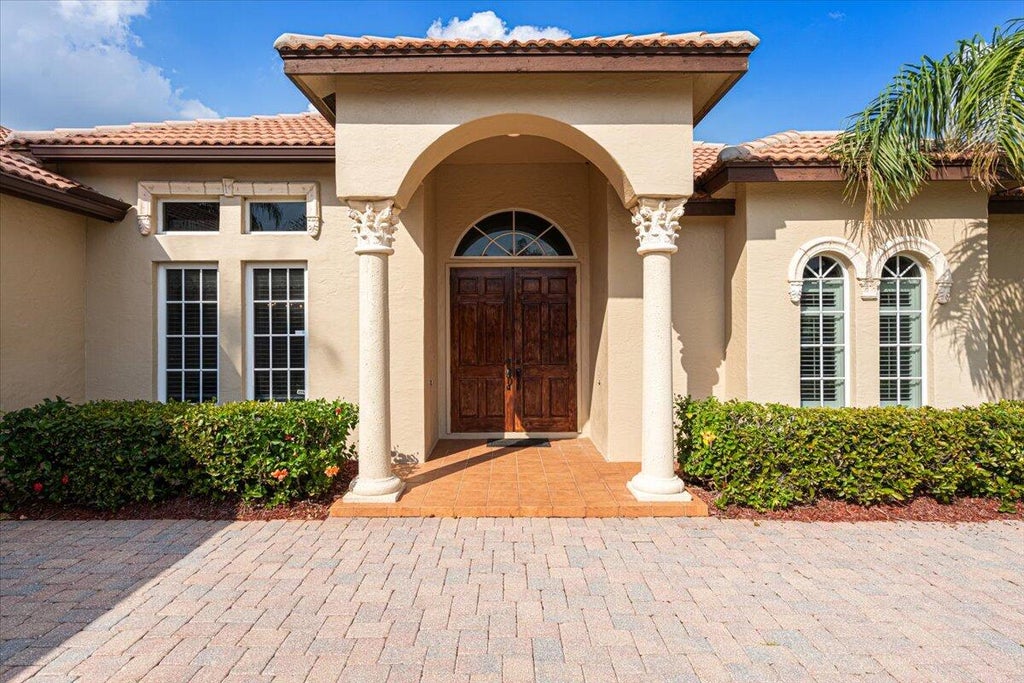 Photo of 832 SW Grand Reserves Boulevard, Port Saint Lucie, FL 34986 (MLS # R11057722)