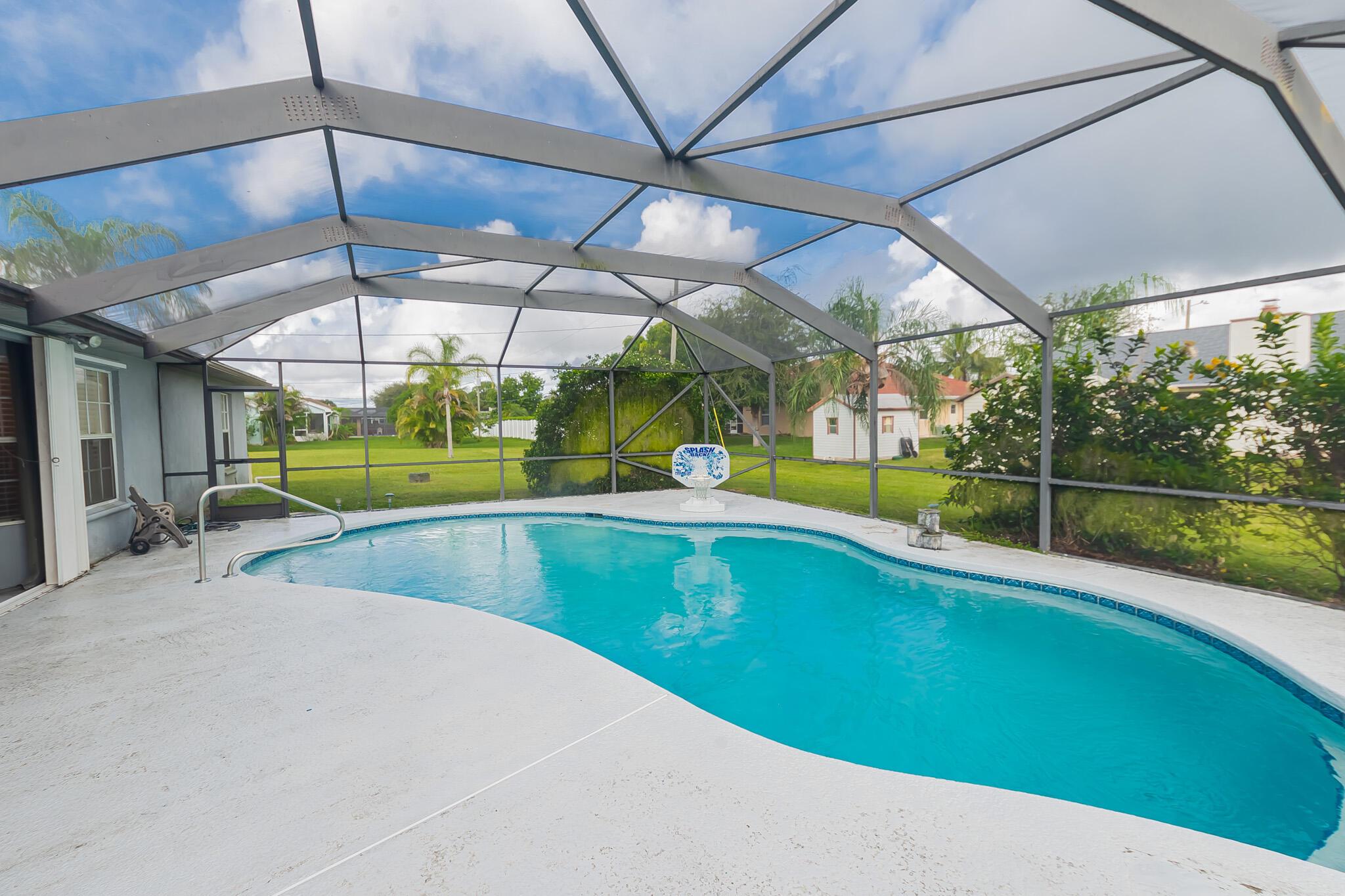 PORT ST LUCIE SECTION 13 - Residential