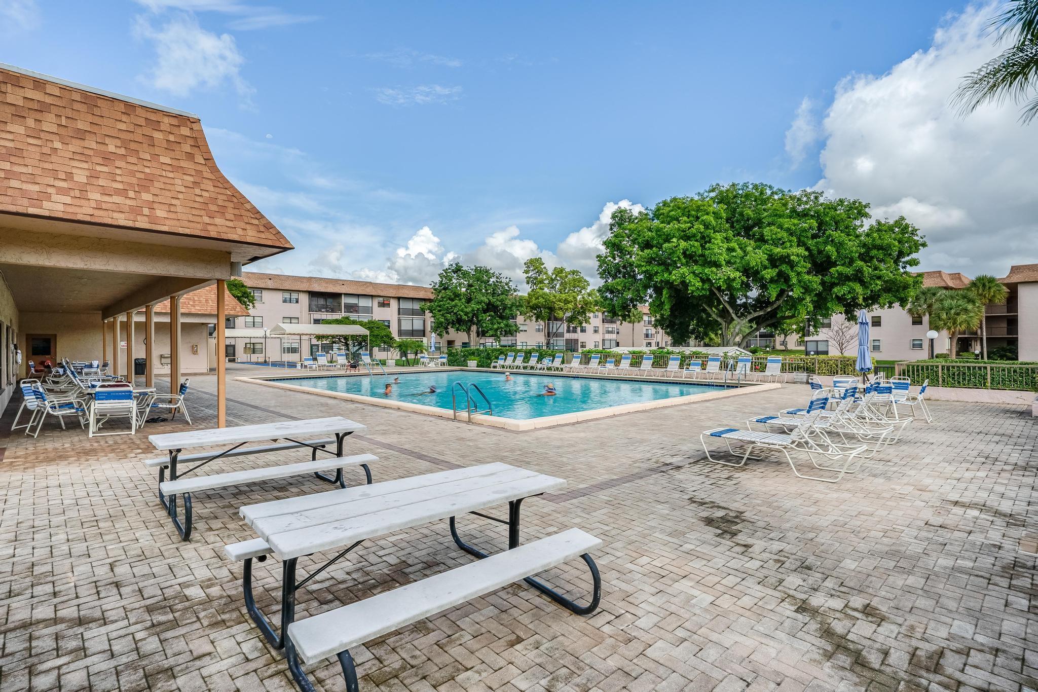 Lakes of Carriage Hills - Residential